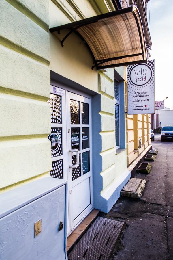 Flyfly Hostel , Darmowy Parking , Rezerwuj Przez Urzadzenia Mobilne -10 Procent Wrocław Kültér fotó