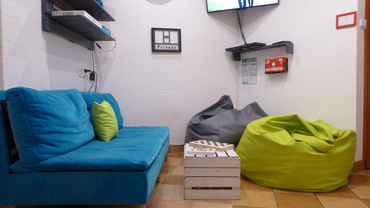 Flyfly Hostel , Darmowy Parking , Rezerwuj Przez Urzadzenia Mobilne -10 Procent Wrocław Kültér fotó