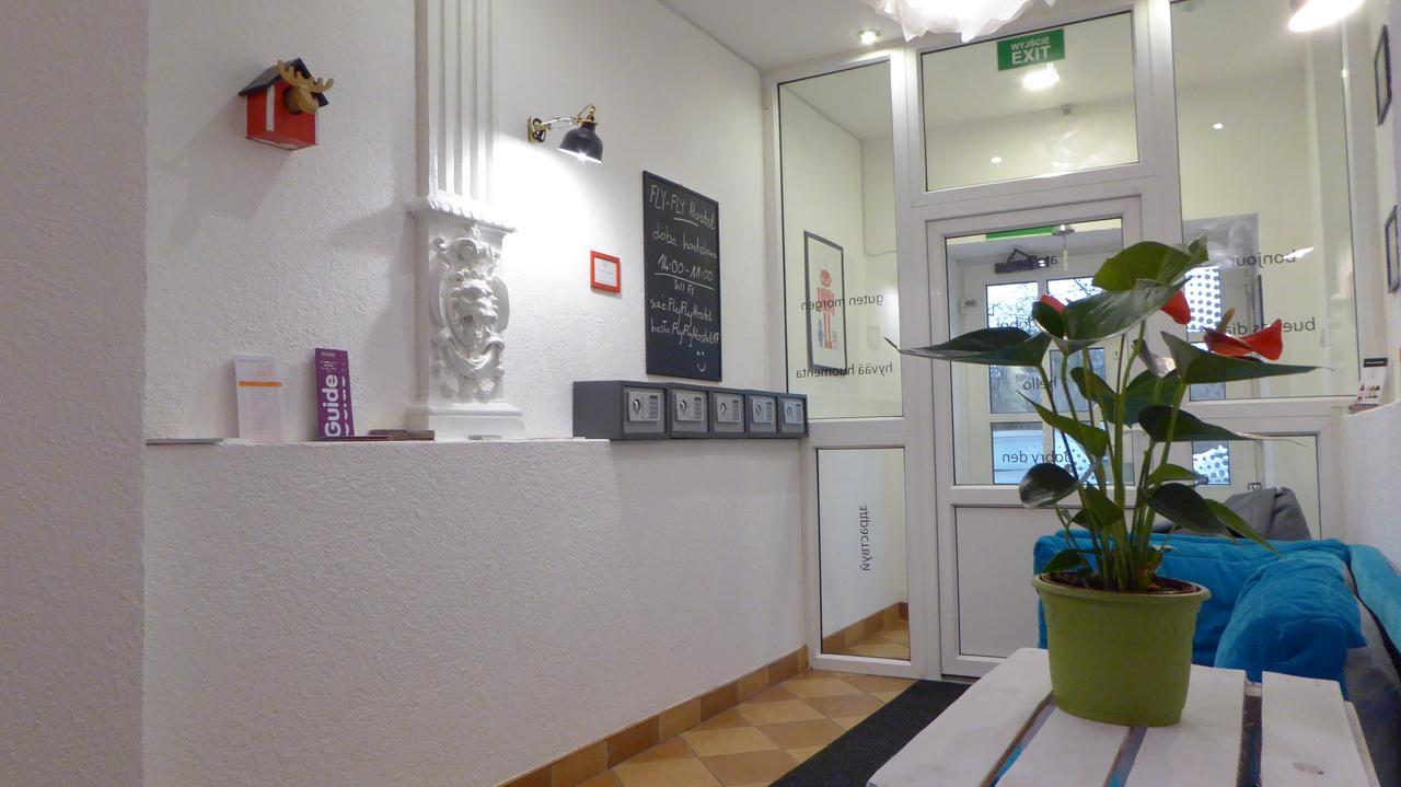 Flyfly Hostel , Darmowy Parking , Rezerwuj Przez Urzadzenia Mobilne -10 Procent Wrocław Kültér fotó
