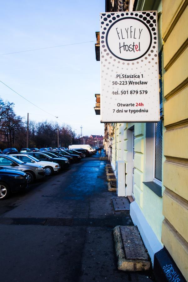 Flyfly Hostel , Darmowy Parking , Rezerwuj Przez Urzadzenia Mobilne -10 Procent Wrocław Kültér fotó