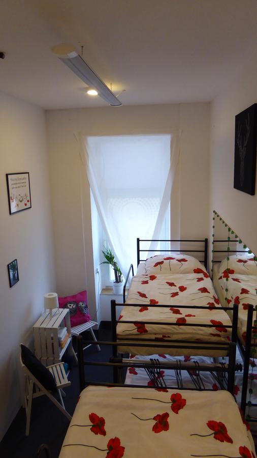 Flyfly Hostel , Darmowy Parking , Rezerwuj Przez Urzadzenia Mobilne -10 Procent Wrocław Kültér fotó
